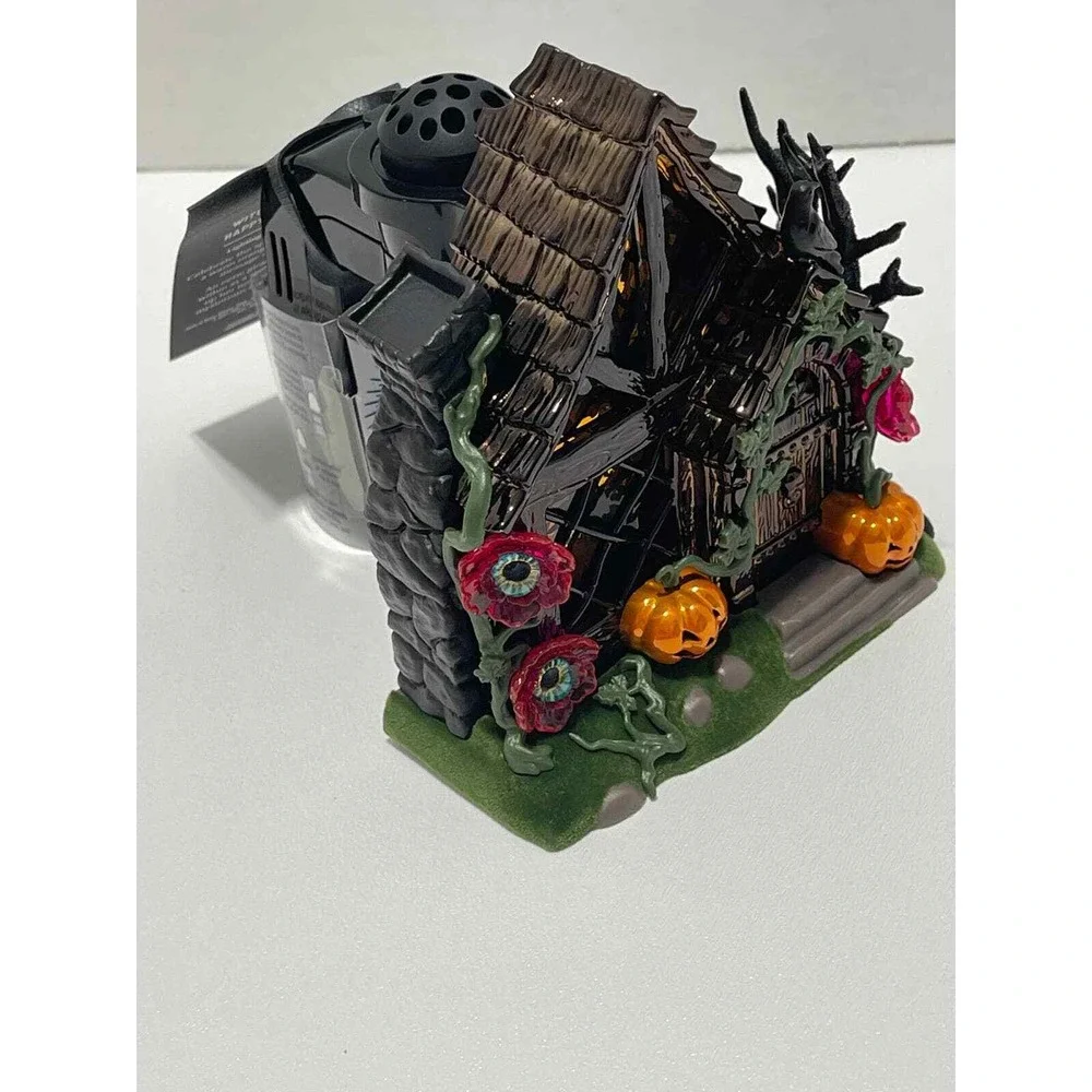 Bath & Bodywork's Halloween 2022 With Cottage Night Light‎ Projector Wallflower